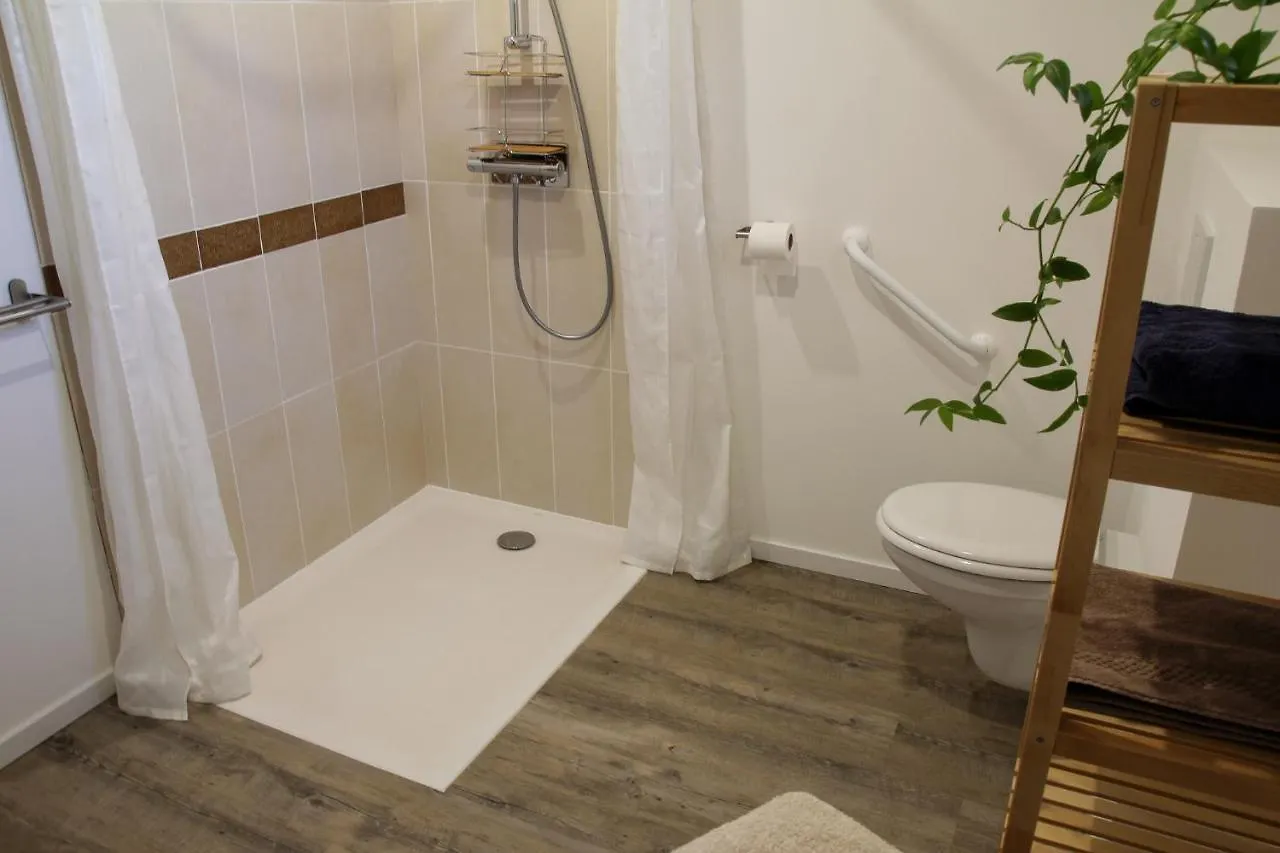 Chambres D'Etape - Le Repit De L'Oust - Certifie Ecolabel Europeen Peillac 0*,  France